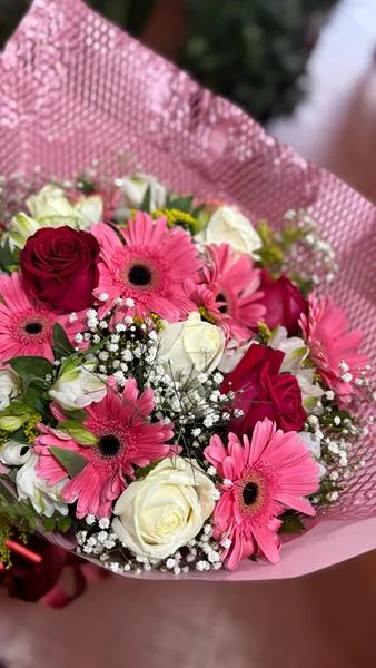 Bouquet de flores em Santos - foto 13