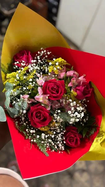Bouquet de flores em Santos - foto 17