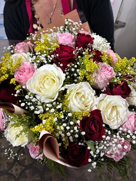 Bouquet de flores em Santos - foto 31