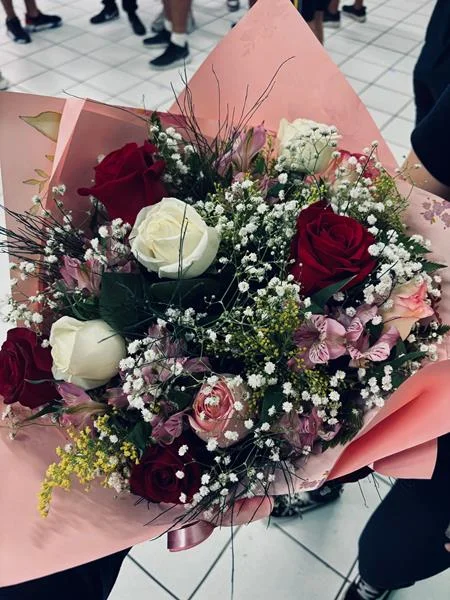 Bouquet de flores em Santos - foto 32